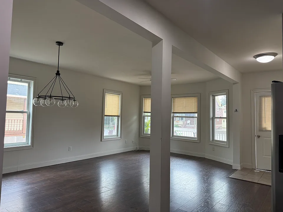 610 Park Ave #1