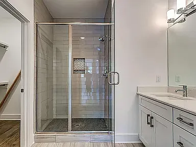 2423B Batavia St — Photo 25