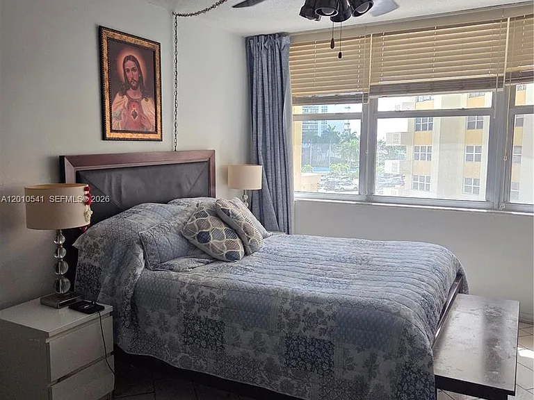 1817 S Ocean Dr #325 — Photo 15