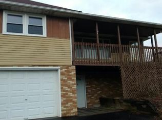 3145 Frew Mill Rd, New Castle, PA 16101