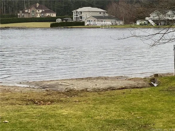 4 John Drive, Griswold, CT 06351