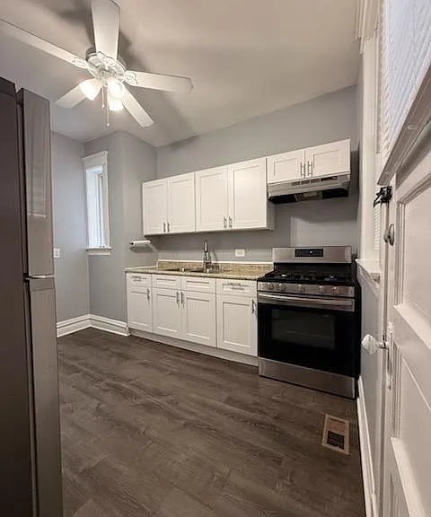 6629 S Green St — Photo 1