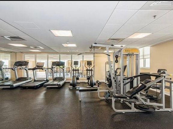 FITNESS CENTER