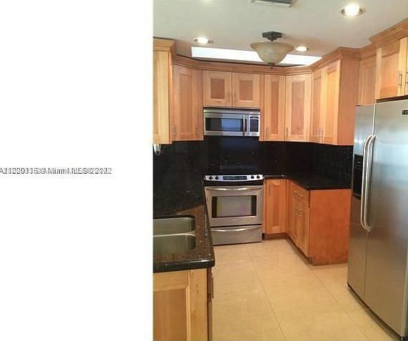 1st image of 21160 Mainsail Cir APT H11