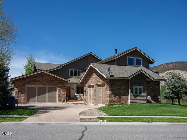 10 Black Bear Dr #B, Gypsum, CO 81637