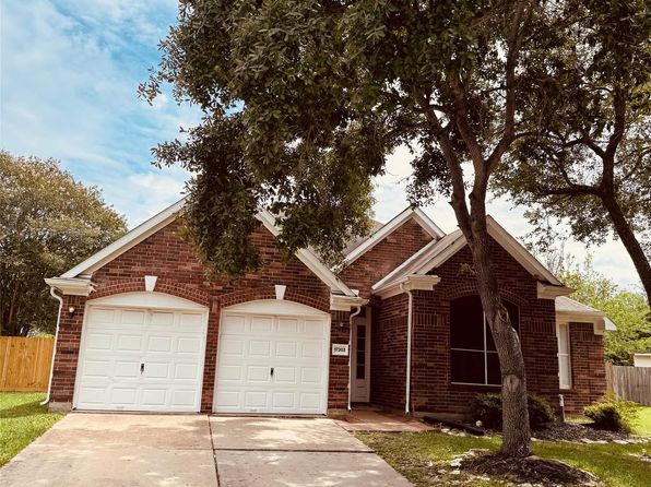 17303 Kenton Crossing Ln