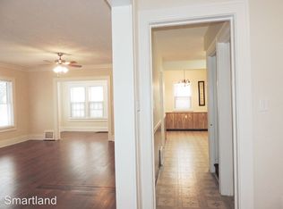 882 Clarence Rd, Cleveland Heights, OH 44121