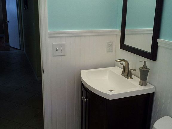 3rd image of 3021 Sarah Dr