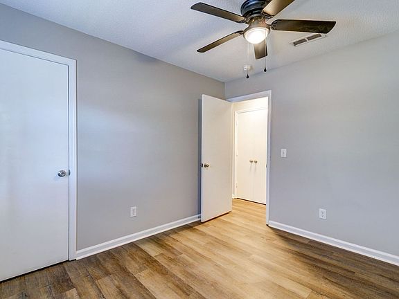 2nd image of 1100 River Rd APT 4-H