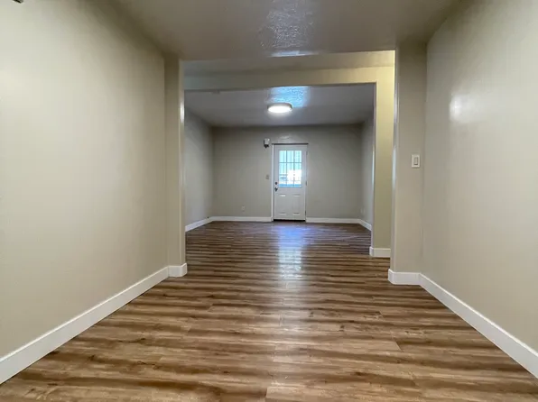 4733 S Coopers Hawk Bay, Salt Lake City, UT 84117