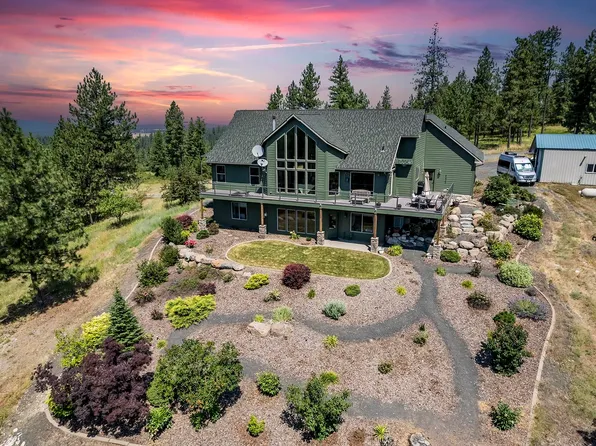 12715 E Deer Creek Rd, Chattaroy, WA 99003