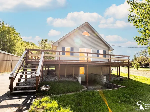 4155 Sylvania Petersburg Rd, Petersburg, MI 49270
