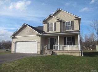 7887 Gable Dr, Bridgeport, NY 13030