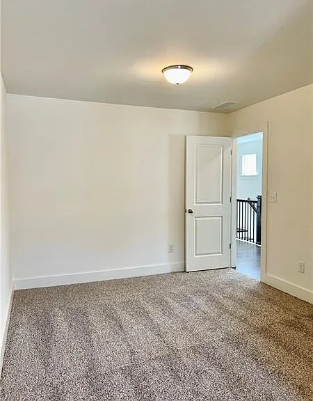 159 Auburn Run Ln — Photo 4