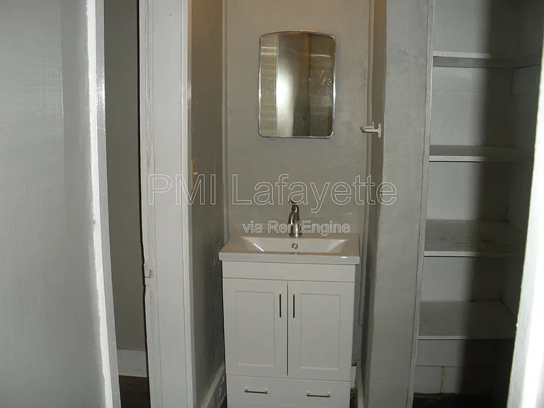 1914 State St #1 — Photo 15