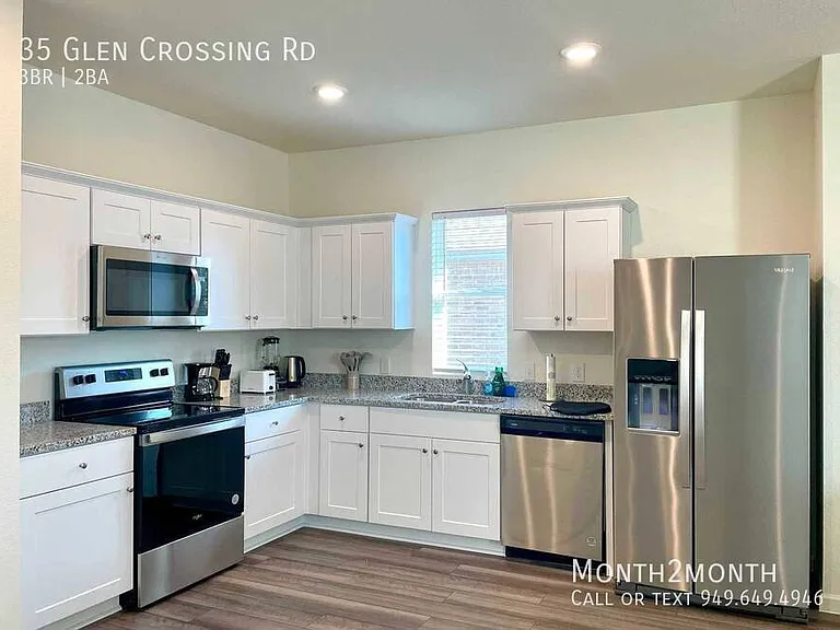35 Glen Crossing Rd — Photo 8