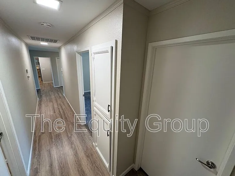 4230 W Grove Ct — Photo 9