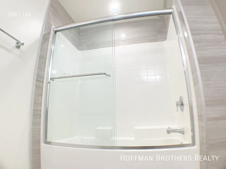 1037 S Hobart Blvd #301 — Photo 7