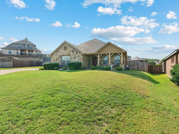 2129 Valley Dr, Weatherford, TX 76087