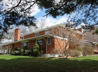 48 N Forty Rd, Woodbury, CT 06798