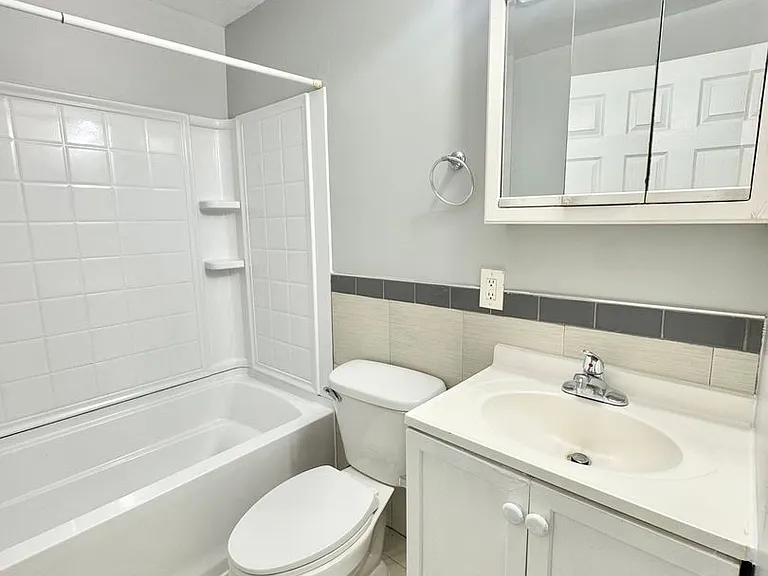5700 Ogontz Ave. — Photo 7