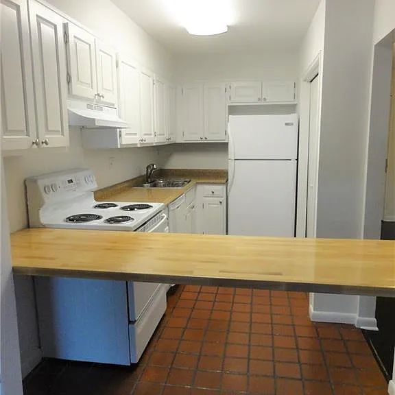Newfield Terrace Apartments — Photo 6