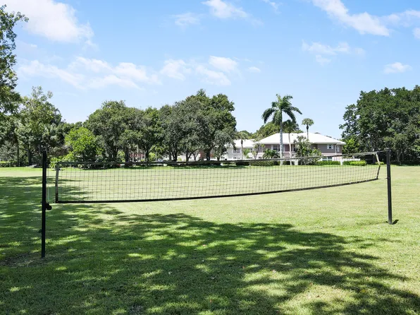 1814 Middleton Way, West Palm Beach, FL 33409