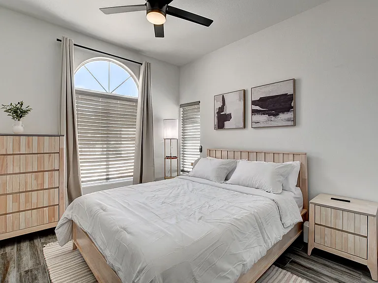 1658 Garden Path Ct — Photo 16