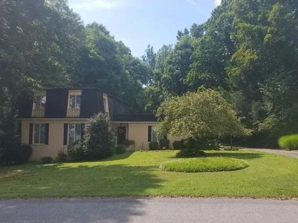 203 Lamont St, Oak Hill, WV 25901