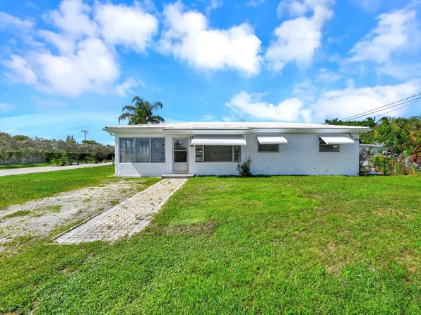 2421 SW 49 Court, Dania Beach, FL 33312