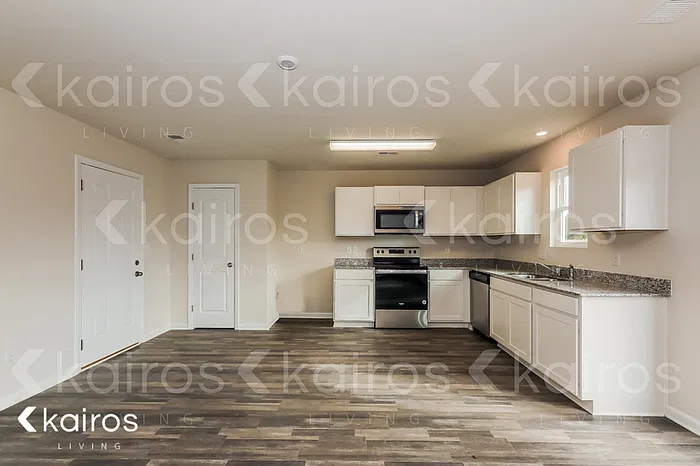4 bed, 3.0 bath, 2010 sqft, $1,895 — Photo 3