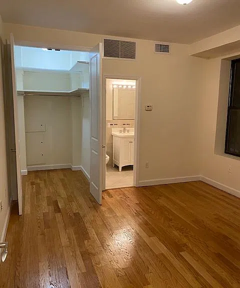 12311 Rockaway Beach Blvd #1A — Photo 8