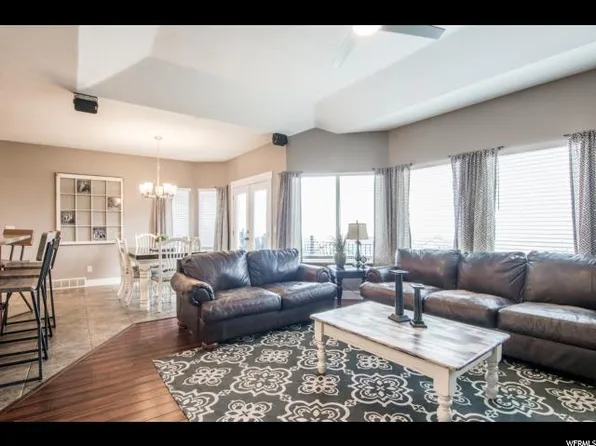 5482 W Rose Summit Dr, Herriman, UT 84096