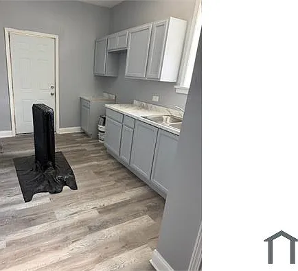 7049 S Clyde Ave #3S — Photo 4
