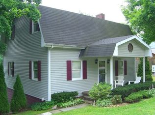 1420 Indian Creek Valley Rd, Melcroft, PA 15462