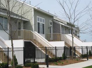 313 Northwest Xing, Holland, MI 49423