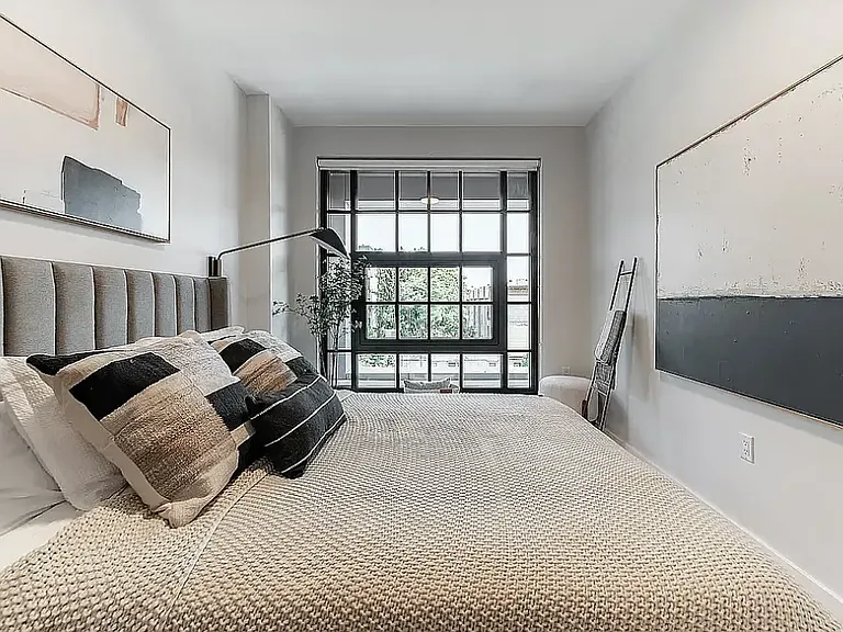 1120 Saint Johns Pl #509 — Photo 9