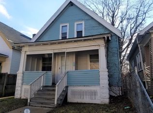 3211 W Auer Ave, Milwaukee, WI