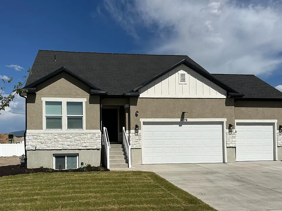 3779 S 1950 W