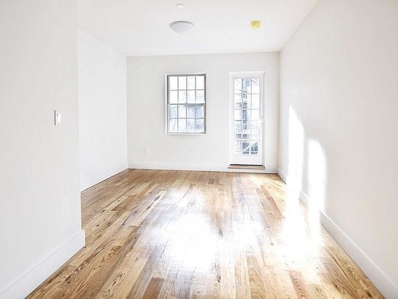 2nd image of 10 W 132nd St #3B
