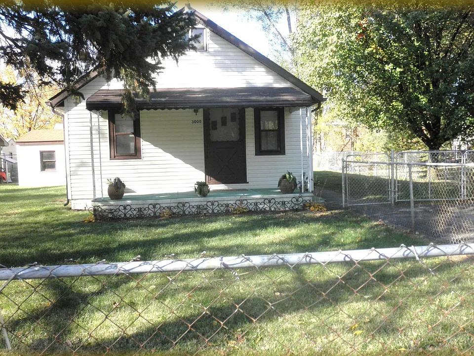 3000 Eastern Ave