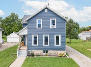 1621 Nebraska St, Oshkosh, WI 54902