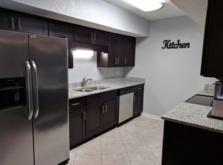 758 Lake Edward Dr, Virginia Beach, VA 23462