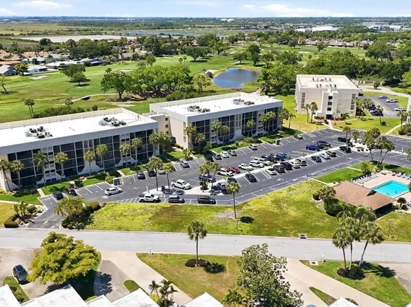 6120 43rd St W APT 407B, Bradenton, FL 34210