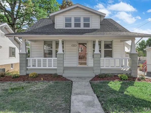 8916 Windom Ave, Saint Louis, MO 63114