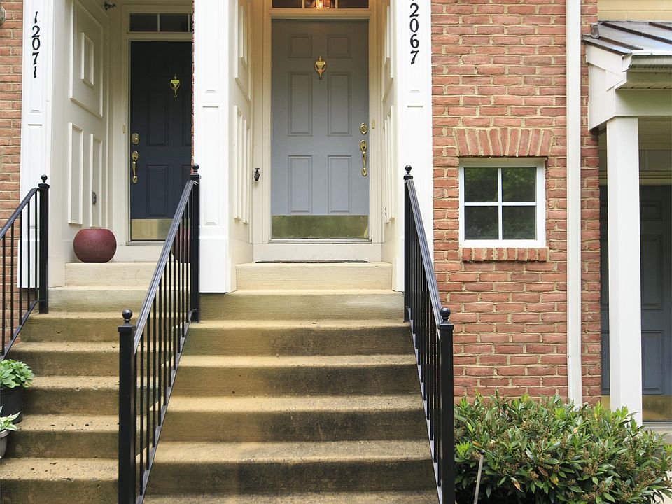 1st image of 12067 Trumbull Way