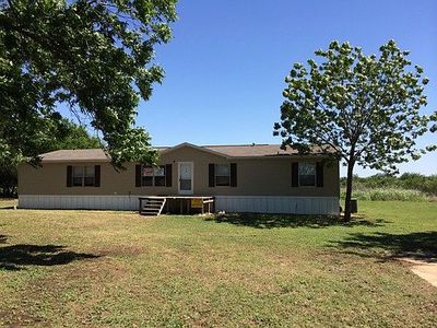 408 County Road 5702, Natalia, TX, 78059