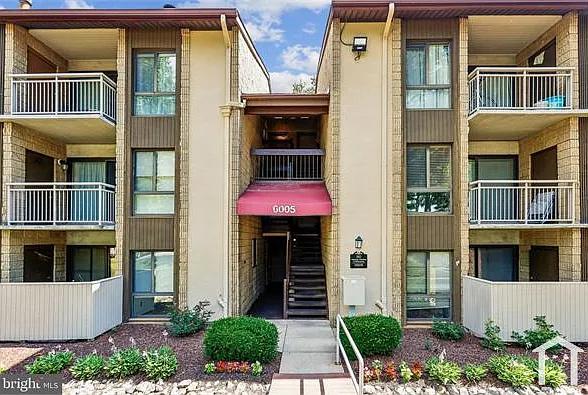 2 bed, 908 sqft, $2,500 — Photo 2
