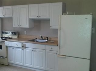 227 Carlisle St APT 6, Hanover, PA 17331