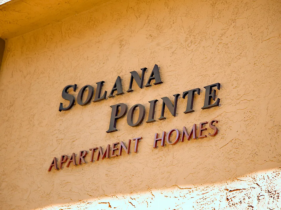 Elan Solana Pointe